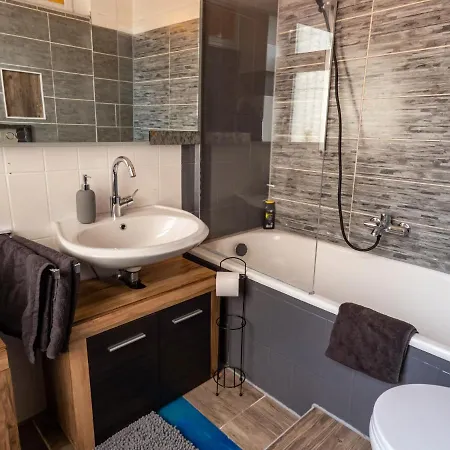 #212 Lux-appart - Zentrum - Duesseldorf Messe - Netflix & Prime *
